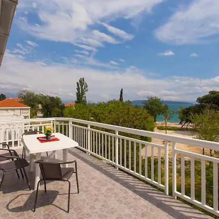 Marijana Апартаменты Каштела