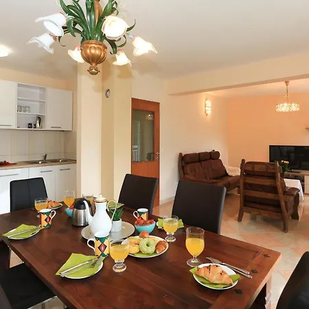 Marijana Каштела